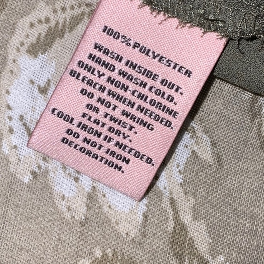 Juicy Couture ~ curved hem ~ Olive green blouse with bling v-neck ( worn once ) - Picture 12 of 14